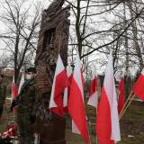 Pomnik poświęcony majorowi Władysłowi Kobie u zbiegu ulic Cegielnianej i Jana Pawła II.