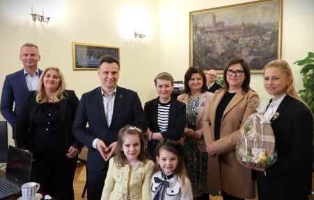 Świąteczna wizyta dzieci z&nbsp;jarosławskich placówek w&nbsp;ratuszu.