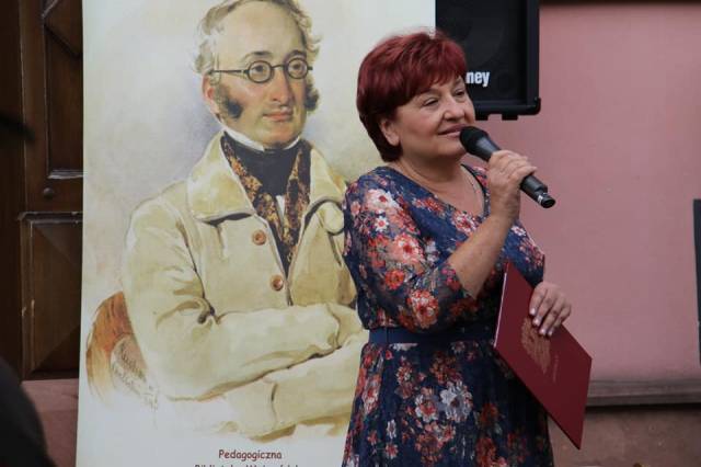 Dyrektor Miejskiej Biblioteki Publicznej - Elżbieta Tracz 