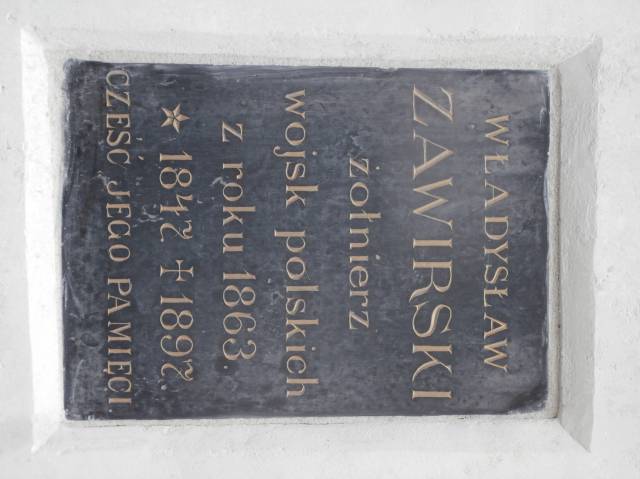 Pomnik nagrobny Władysława Zawirskiego po wykonaniu prac konserwatorskich