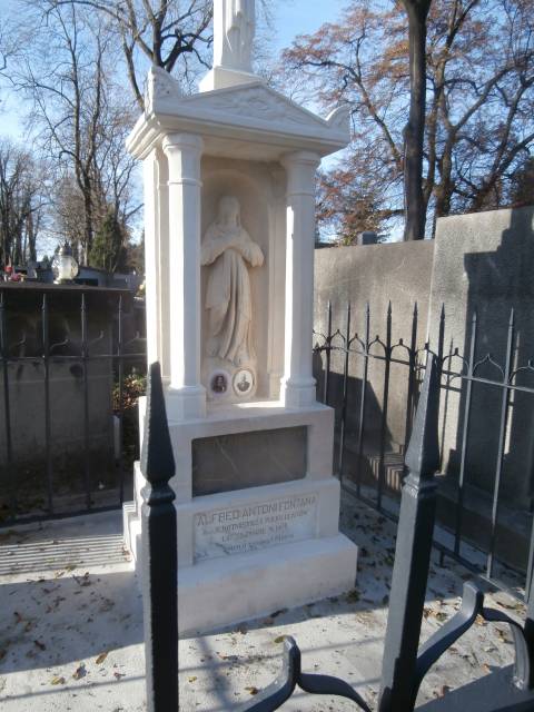 Pomnik nagrobny Alfreda Antoniego Fontany po wykonaniu prac remontowo-konserwatorskich