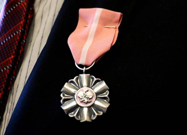 Medal Prezydenta RP wręczany parom za Długoletnie Pożycie Małżeńskie