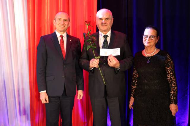 Laureat Honorowej Odznaki „Zasłużony dla Oświaty Jarosławskiej"